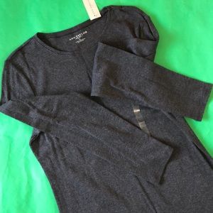 Ann Taylor Gray Long Sleeve Tshirt